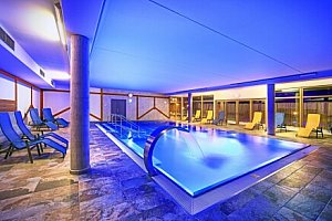 Šumava u Lipna v Hotel Resortu Relax **** s polopenzí a neomezeným wellness (bazén, vířivka, saunový svět)