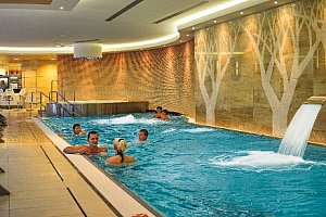 Jizerské hory: Přepychový Hotel Antonie **** s polopenzí, neomezeným wellness, sportovní zónou a programem