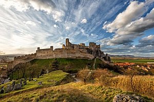 Slovensko: Nové Mesto nad Váhom v Hotelu Diana *** se snídaní/polopenzí, welcome drinkem a zapůjčením kol