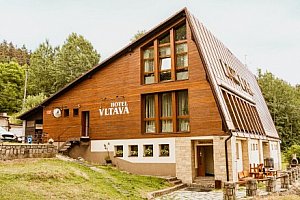 Krkonoše: Pobyt v Horském Hotelu Vltava *** s polopenzí a privátní saunou i vířivkou + 2 děti do 15 let zdarma