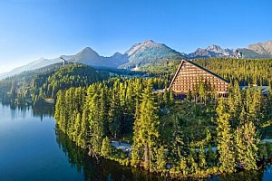 Vysoké Tatry s výhledem na Štrbské pleso: Hotel Patria **** s přepychovým neomezeným wellness + polopenze