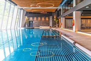 Polské Beskydy: Dovolená v Hotelu Meta Resort Vine & Spa **** se snídaní či polopenzí a neomezeným wellness