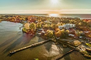 Polsko u moře a jezera: Mielno v Molo Park Aparthotelu se snídaní a wellness (bazén, sauna) + dětské animace