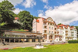 Lázně Jáchymov: Hotel Astoria *** s polopenzí a vstupem do lázeňského centra (bazény, vířivka, solná jeskyně)