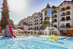 Kudowa-Zdrój: Hotel Verde Montana Wellness & Spa **** s polopenzí a neomezeným wellness + dětská herna