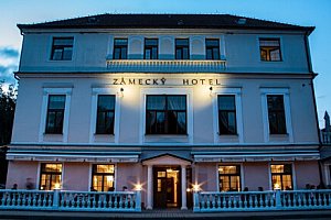 Vranov nad Dyjí jen 1 km od zámku: Grandhotel Sluchátko *** se snídaní a degustačním menu + parkování zdarma