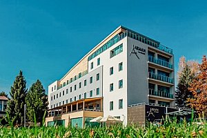 Nižná nad Oravou u přírodních parků: Hotel Arman ***+ s polopenzí, bazénem, wellness a fitness + bowling