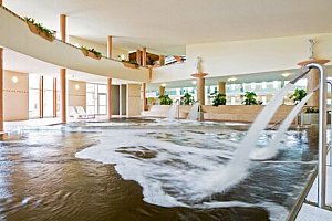 Maďarsko: Martfű Hotel Thermal SPA ***superior propojený s lázněmi + polopenze a neomezené termály a wellness