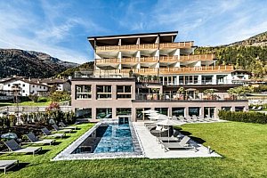 Italské Tyrolsko u národního parku ve 4* Tuberis Nature & Spa Resortu s polopenzí a wellness + bohatý program