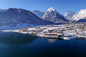 Tyrolsko nedaleko ski areálů v Hotelu Post am See **** s neomezeným wellness a skibusem zdarma + polopenze 