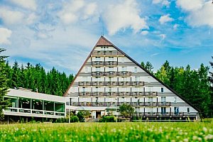 Vysočina u CHKO Žďárské vrchy a Vysočina Areny v Hotelu SKI *** s polopenzí a vstupem do wellness centra
