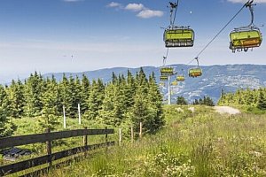 Slezské Beskydy nedaleko hranic: Wisła v Izabella Residence se snídaněmi formou bufetu + parkování zdarma