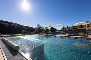 Burgenland blízko termálů: 4* Natur- und Genusshotel PuchasPlus Kukmirn s polopenzí a wellness centrem + drink