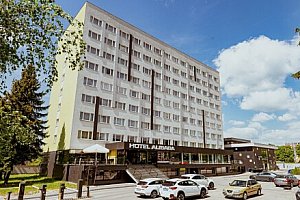 Slovensko v Alibaba Kongres Hotelu & Spa *** se snídaněmi a wellness (finská, parní a infrasauna) + masáž