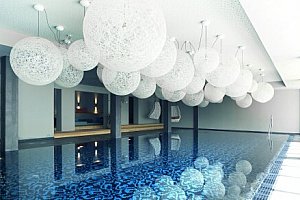 Rakouské údolí Brandnertal v Hotelu Walliserhof **** s polopenzí, wellness a relaxační zahradou + čajový bar