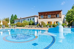 Lago di Garda a památky UNESCO: Hotel Paradiso & Golf **** se snídaní či polopenzí, bazény, wellness a slevami