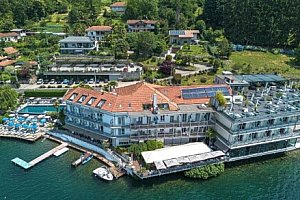 Piemonte na břehu Lago d'Orta a hodinu od Milánu: Hotel Giardinetto **** se snídaní či polopenzí a bazénem