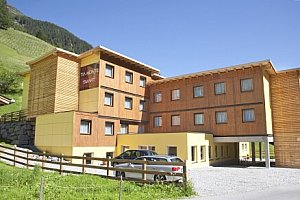Alpy u NP a 20 km od ledovce Kaunertal: Hotel Tia Smart Natur *** s all inclusive + wellness a programem