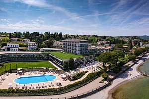 Sever Itálie v Park Hotelu Casimiro **** přímo na břehu Gardského jezera + polopenze, bazény, wellness a hudba