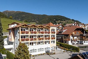 Jihotyrolské Terento v Residenci Diana Apartment *** s wellness + regionální doprava a lanovky zdarma