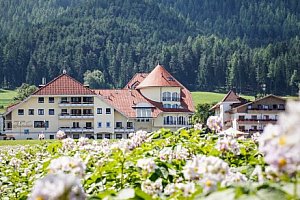 Italské pohraničí u vrcholu Kronplatz: Reischach v Montis - Active Nature Resortu **** s polopenzí a wellness