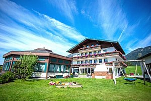 Rakousko u vodopádů v Hotelu Berghof Mitterberg *** s neomezeným wellness, polopenzí a slevovou kartou