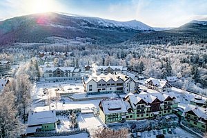 Pobyt v polských Krkonoších: Karpacz v Artus Resortu *** s polopenzí, 2 bazény, 4 saunami a masáží + fitness