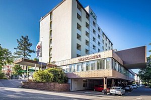 Hesensko: Pobyt ve 4* Best Western Plus Hotelu Steinsgarten se snídaněmi, wellness a procedurou dle výběru