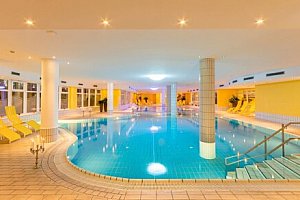 Relax u Baltského moře: Ostrov Rujána v Dorint Seehotelu BINZ-THERME ****s se snídaní a termálními lázněmi