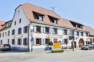 Pohoří Schwarzwald: Dovolená v romantické vinařské oblasti v Hotel-Gasthausu Krone *** se snídaněmi a MHD
