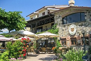 Romantika v Toskánsku u jezer v Hotelu Rosati *** se snídaní, welcome drinkem, slevou do lázní a vyžitím