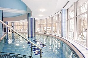 Ustronie Morskie 300 m od pláže v Hotelu Grand Kapitan Medi-SPA **** s plnou penzí + wellness a výlet lodí