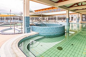 Mosonmagyaróvár: 4* Aquasol Resort s polopenzí a neomezeným vstupem do termálů (přímo propojen) + bazén, sauny