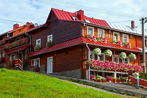 Belianské Tatry u Stezky korunami stromů: Penzion Blanka s polopenzí + privátní wellness (vířivka, infrasauna)