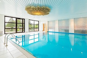 Rakousko u Hallstattu: Appartementhotel Dachsteinblick se snídaní + neomezené wellness (bazén, finská sauna)
