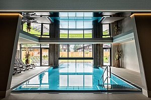 Salcbursko: Rakouské Alpy v Hotelu Königsleiten **** s polopenzí, bazény a saunovým světem + welcome drink