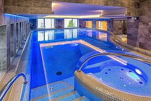 Maďarsko jen 100 m od jezera Hévíz v Bonvital Wellness & Gastro Hotelu ****+ s neomezeným wellness a polopenzí