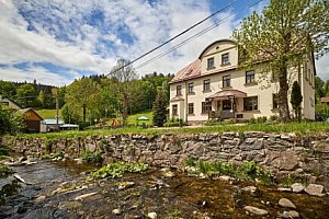 Krkonošský národní park: Pobyt v horské Boudě Morava *** se snídaní/polopenzí + venkovní hřiště a úschovna kol