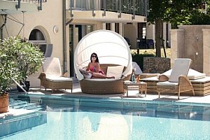 Dovolená na ostrově Usedom ve Strandhotelu Heringsdorf **** se snídaněmi, vnitřním termálním bazénem a saunami