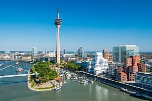Německo: Pobyt v Hotelu Hilton Düsseldorf jen pár kroků od Rýna a blízko centra + snídaně formou bufetu