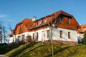 Maďarské lázně blízko Hévízu a Keszthely: Batthyány Villapark *** se snídaní a termálním wellness + vyžití