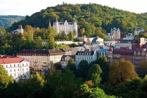 Karlovy Vary ve vile 4* Spa Resort komplexu Bristol Royal se snídaní nebo polopenzí a neomezeným wellness