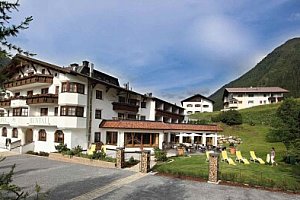 Tyrolské údolí Paznaun v Hotelu Büntali Galtür **** s polopenzí plus a wellness se saunami + slevová karta