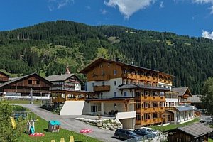 Tyrolsko u italských hranic: Obertilliach v Hotelu Gasthof Andreas *** s polopenzí, bazénem a saunovým světem