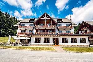 Slovinsko ve Wellness & Spa Hotelu Bolfenk **** s polopenzí, neomezeným vstupem do bazénu a saunami + drink