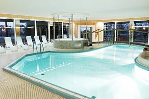 Rakousko u Neziderského jezera: Hotel Wende Neusiedl **** s polopenzí, wellness a kartou Burgenland Card