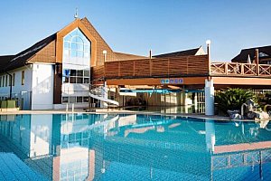 Pohorje: Hotel Atrij ****superior propojený s lázněmi + polopenze, neomezený vstup do bazénů a saun a drink