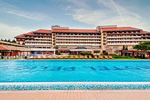 Tapolca u Balatonu: Pobyt v Hunguest Hotelu Pelion *** s polopenzí, neomezeným termálním wellness a animacemi