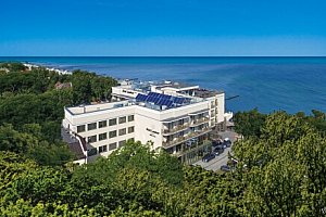 Baltské moře přímo u pláže v Hotelu Lambert Medical Spa **** s polopenzí, vodním a saunovým světem + herna