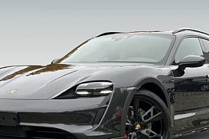 Porsche Taycan Cross Turismo 4S: Jízda, která vás vystřelí do sedadla